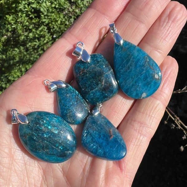 pendentif d'apatite chatoyante lithotherapie