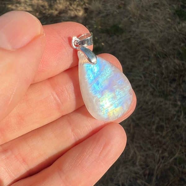 pendentif de labradorite blanche
