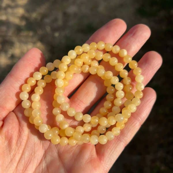 bracelet de calcite jaune lithotherapie bienfaits